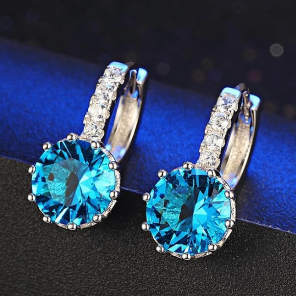 Jewelry - Unique Romantic  Crystal Loop Lever Back Earring A